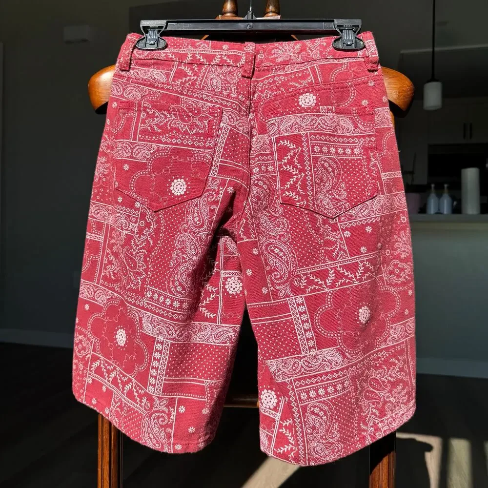 NWT CALI 1850 Women’s Bandana Paisley Bermuda Denim Shorts Size 25 Red